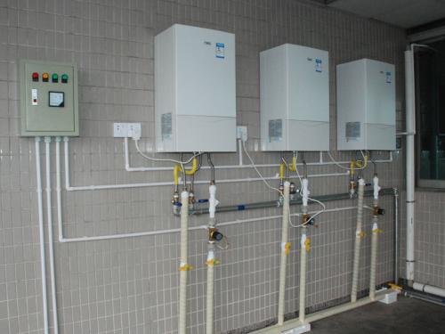 石家庄市裕华区壁挂炉维修:壁挂炉烟管结霜故障维修